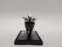 Фото: Модель мотоцикла YZF-R6 1:18 Yamaha, 16515340471680654437