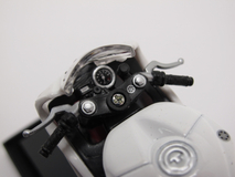 Фото: Модель мотоцикла YZF-R6 1:18 Yamaha, 16515340473399314854