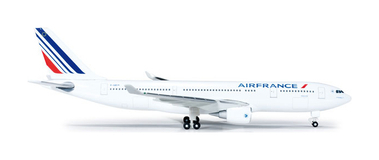 Фото: Модель самолёта Herpa Air France Airbus A330-200