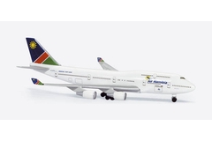 Модель самолёта Herpa Air Namibia Boeing 747-400