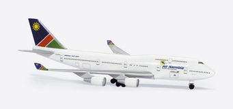 Фото: Модель самолёта Herpa Air Namibia Boeing 747-400