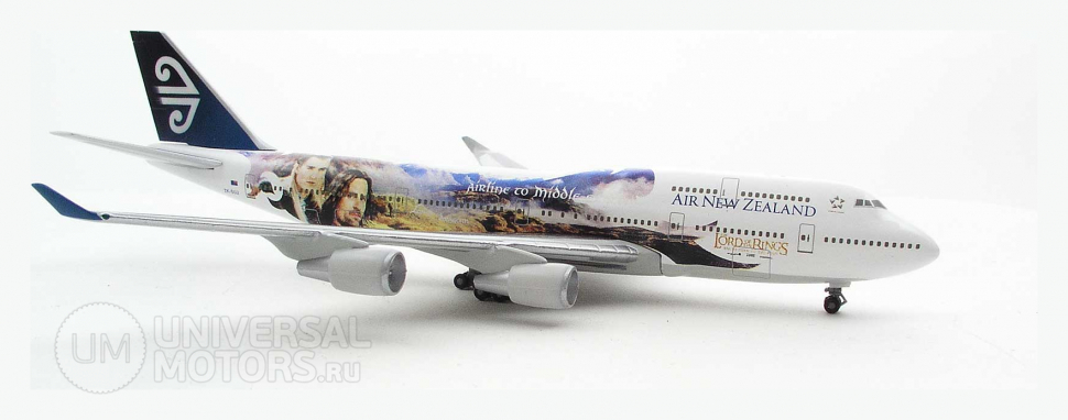 Фото: Модель самолёта Herpa Air New Zealand Boeing 747-400