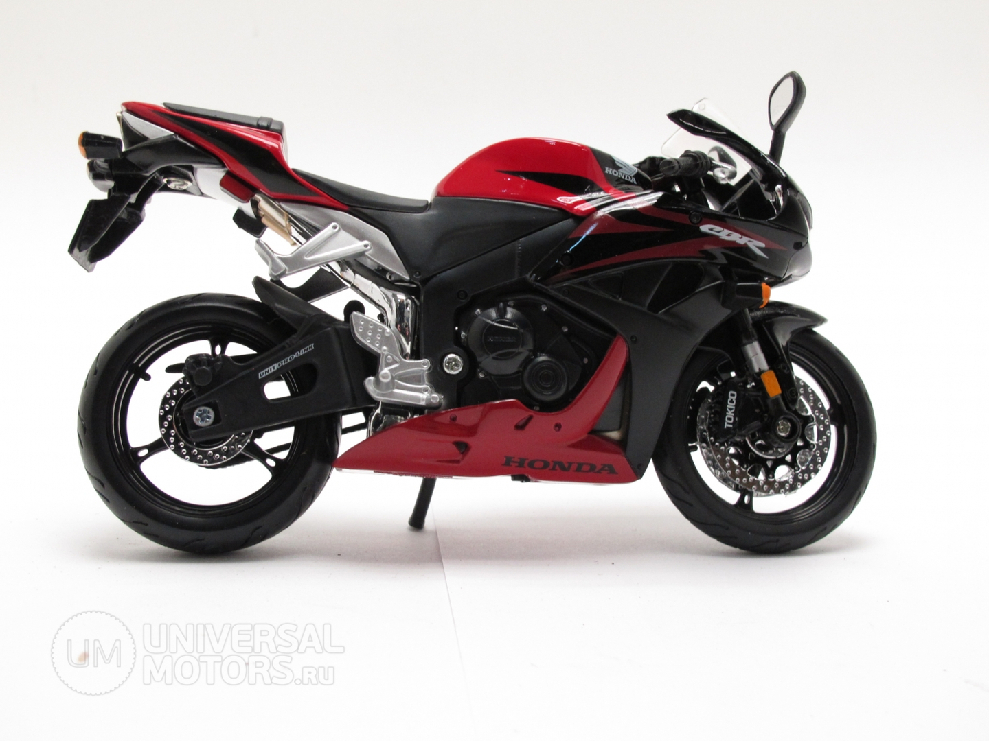 Фото: Модель мотоцикла Honda CBR 600RR 1:12