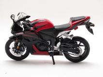 Фото: Модель мотоцикла Honda CBR 600RR 1:12, 4888952751952843042