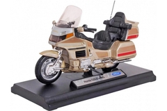 Модель мотоцикла 1:18 Honda Gold Wing