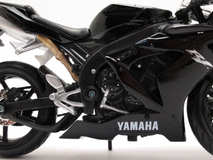 Фото: Модель мотоцикла Yamaha YZF-R1, 26372720161508178127